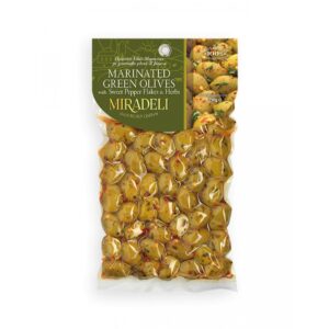Marinirane zelene masline sa slatkim čilijem i začinskim biljem – 250g (vakum pakovanje)